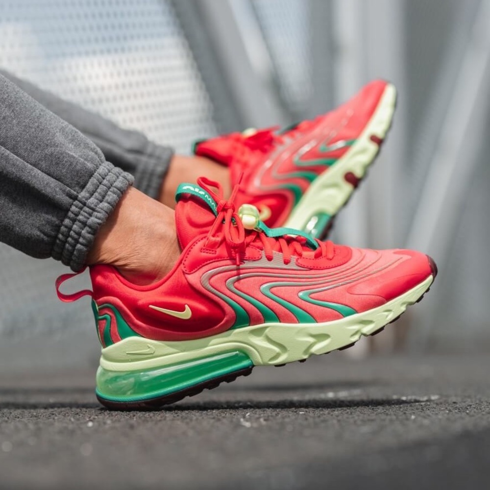 Nike Air Max 270 React ENG Watermelon NWT - Picture 2 of 14